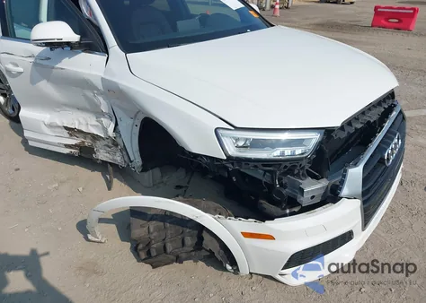 2018 Audi Q3 2.0T Premium/2.0T Sport Premium z USA, uszkodzony, nr VIN WA1JCCFS5JR030088